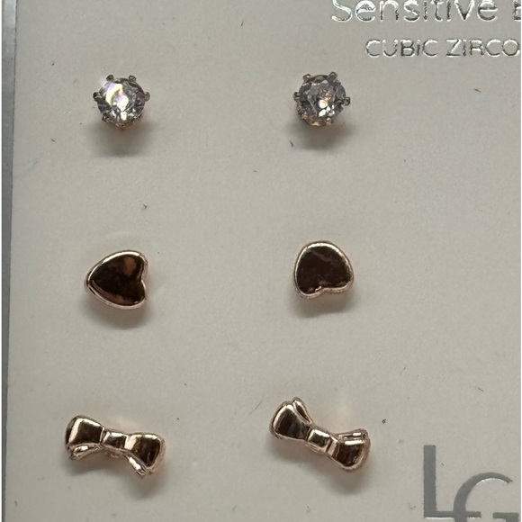 Box Set 6 Pairs Gold  and Rose Gold Tone Post Earrings Bow - Picture 3 of 5
